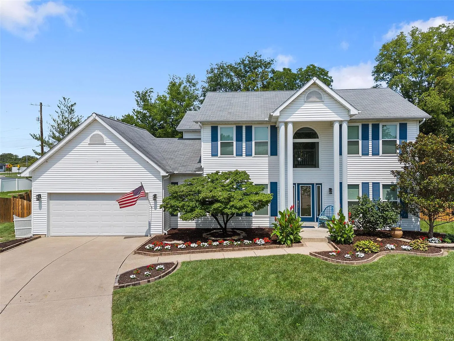 7 Bluefield Ct photo 1