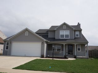 3907 Tallgrass Dr, Champaign, IL