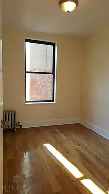 Rented by Hillel Realty Group | media 32