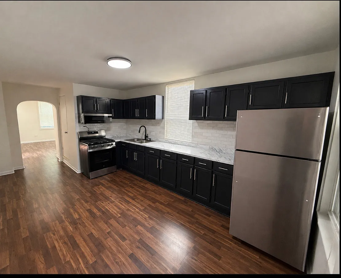2 bed, 3125 sqft, $1,850 — Photo 3
