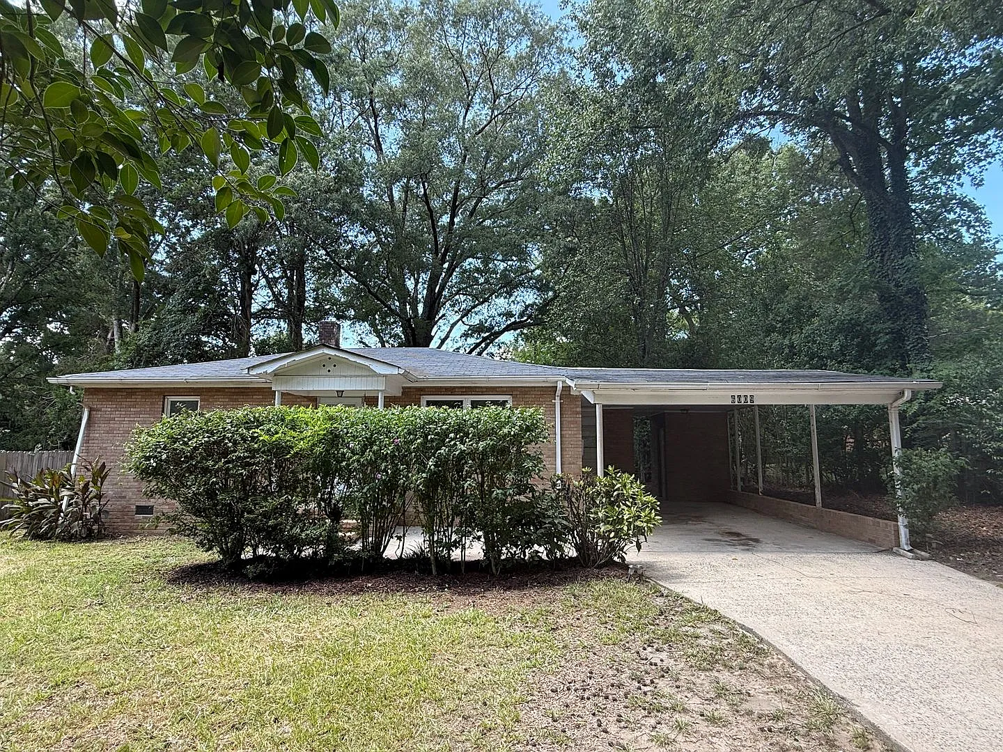 6009 Monteith Drive — Photo 2