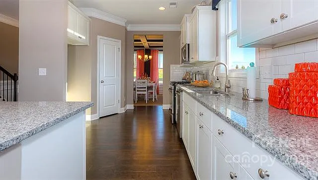 1120 Walbury Hill Rd — Photo 38
