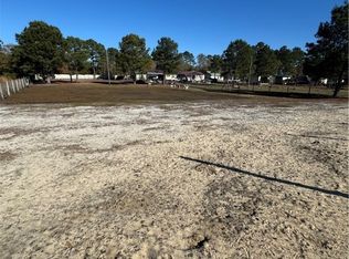 2470 Mary C Rd, Saint pauls, NC 28384