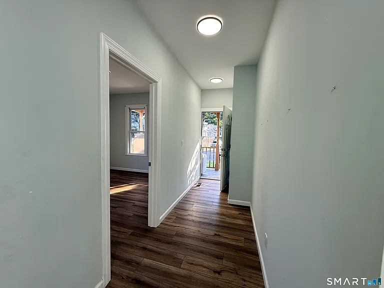 26 Taylor Ave — Photo 19