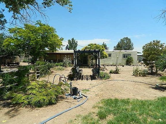 3rd image of 5135 Cedro Way