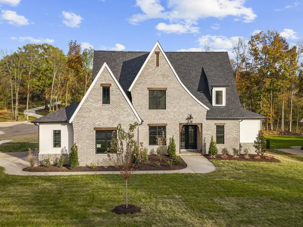 5001 Caleb Dr #161, Lebanon, TN 37087