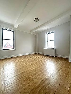 3rd image of 225 W 106th St APT 11J