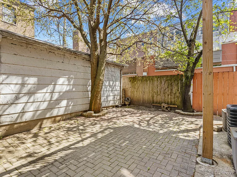 3809 N Kenmore Ave #3 — Photo 8