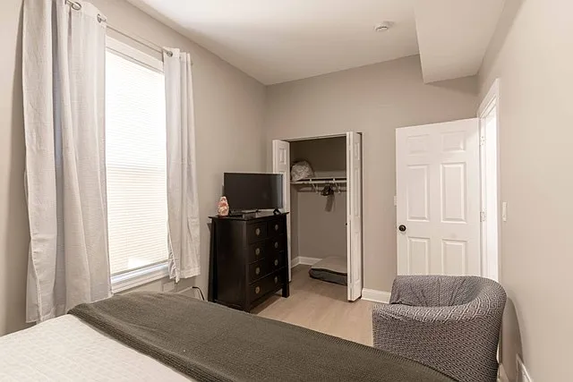 3049 N Avers Ave #2 — Photo 13