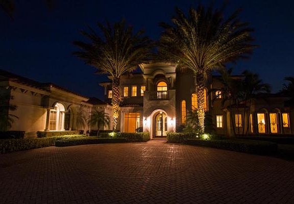 Home For Sale In Old Palm Golf Club