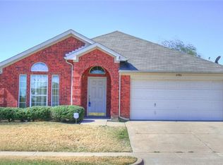 6906 Misty Meadow Ln, Arlington, TX 76002