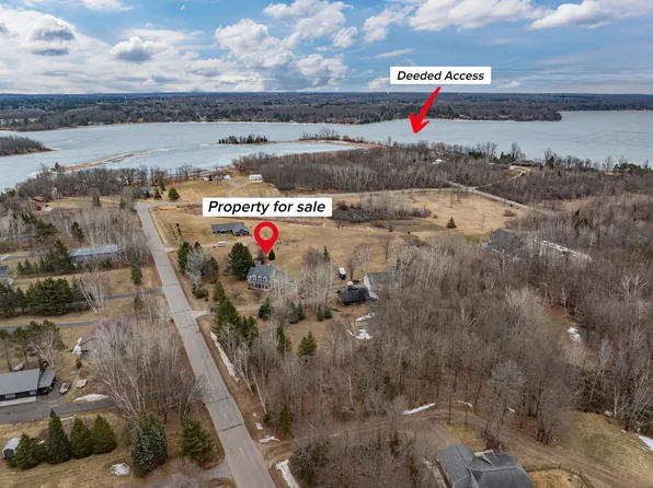 34947 Hanna Rd, Cohasset, MN 55721