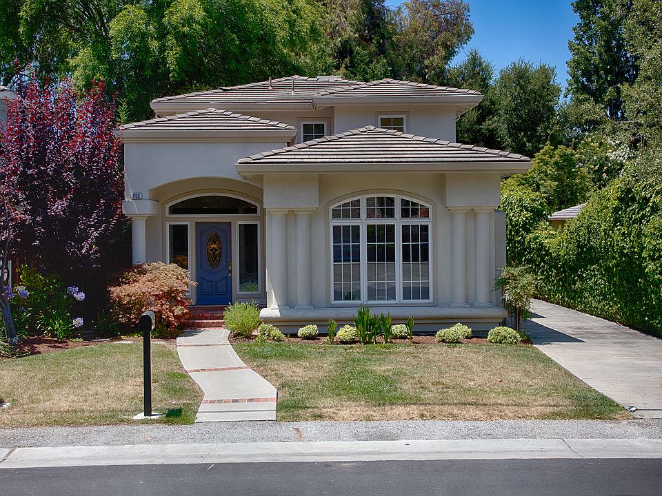 1st image of 606 Chimalus Dr
