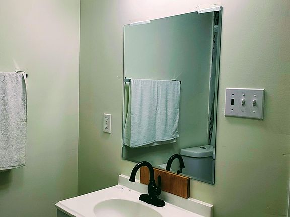 5th image of 6920 Salem Dr #2