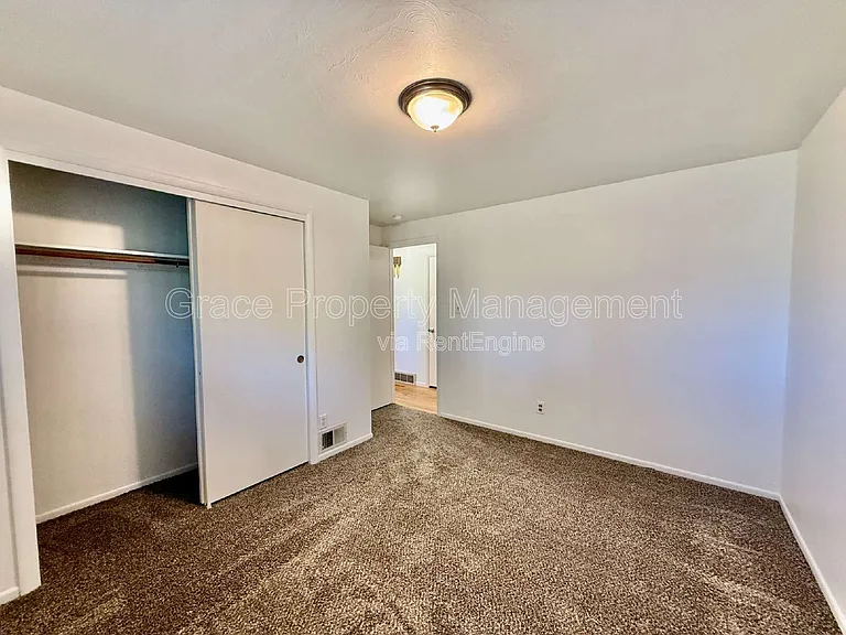 1125 W 8th Avenue Dr — Photo 9