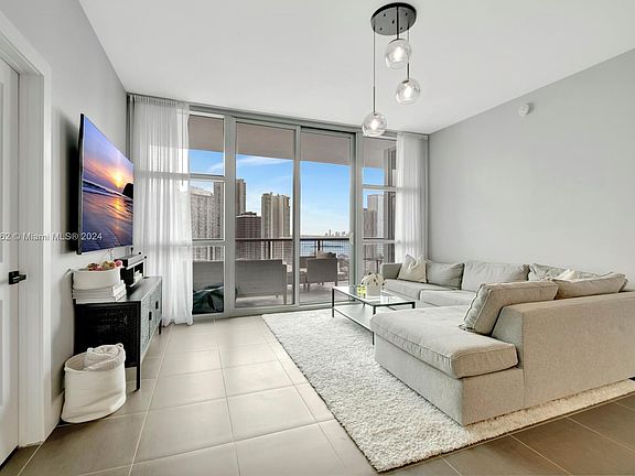 3rd image of 3301 NE 1st Ave APT H2504