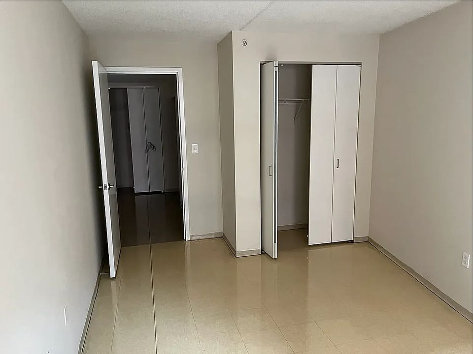 1st image of 555 W 52nd St APT 505