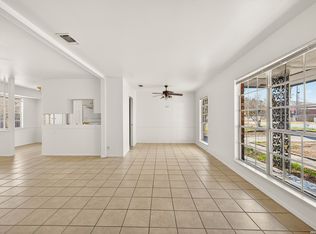5958 Midcrown Dr, San Antonio, TX 78218