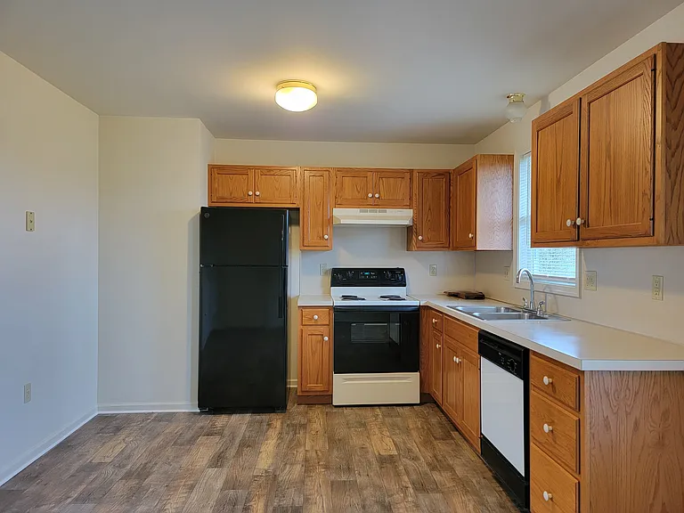 3 Abbey Ln — Photo 6