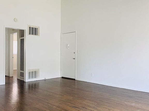 4th image of 12006 Lamanda St APT 3