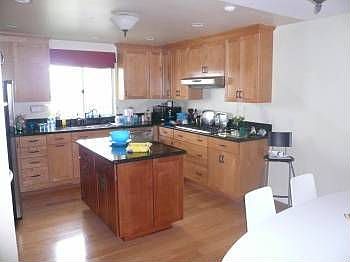 2nd image of 1010 California Ave #8