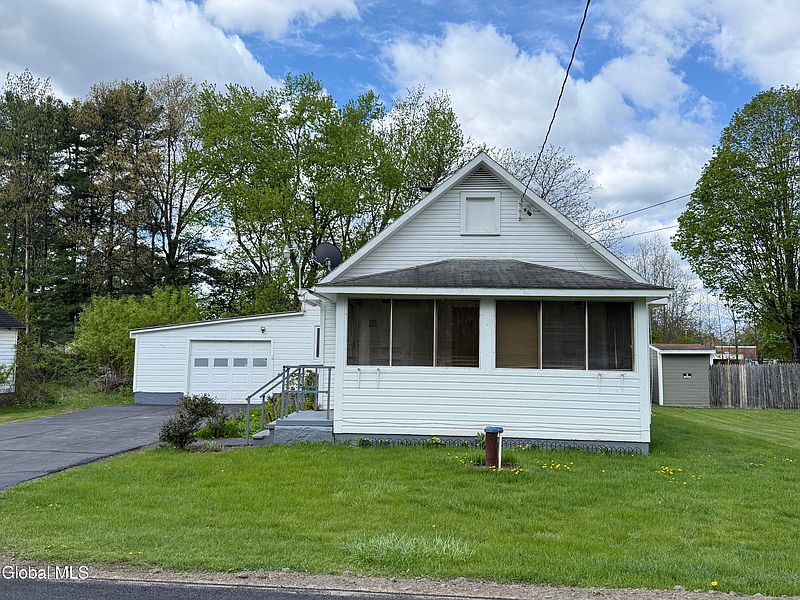 2nd image of 11 Bly Avenue