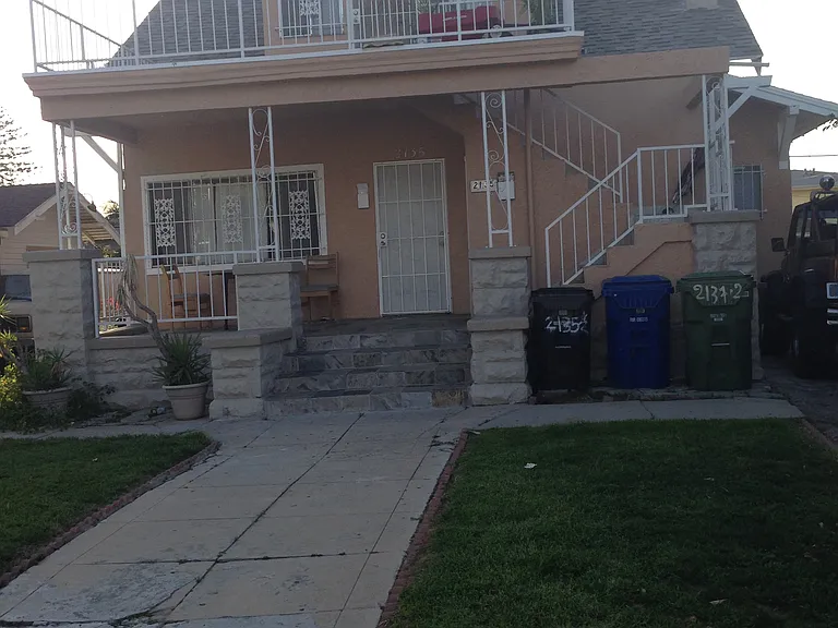 2135 7th Ave — Photo 2
