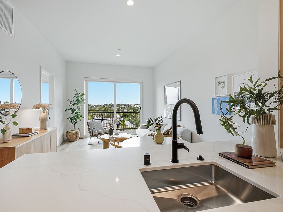 1st image of 3555 Overland Ave #612