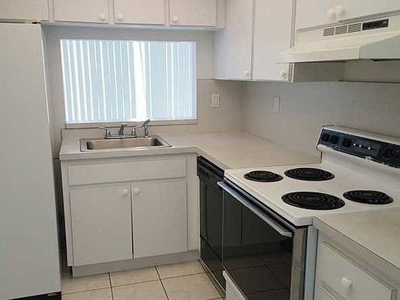 4th image of 9440 W Flagler St APT 305