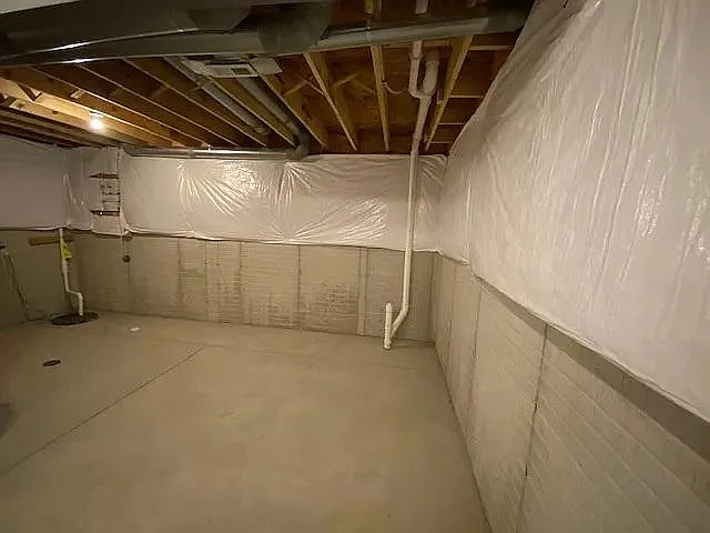 7861 Oldham Dr — Photo 32