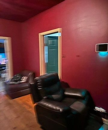 5th image of 811 2nd St