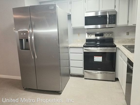 2nd image of 4901 E Calle Los Cerros St #233
