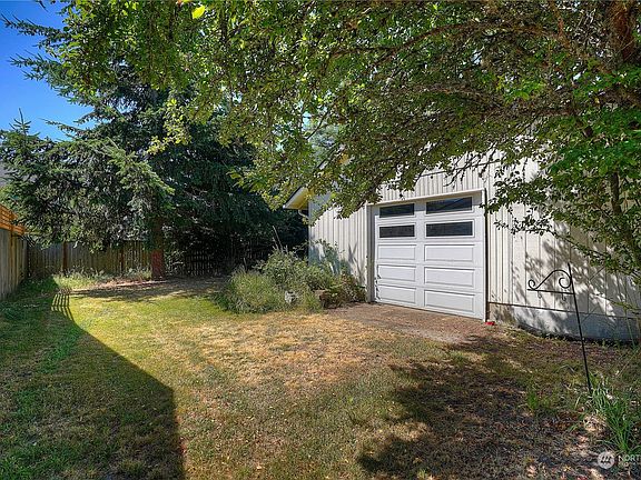 4th image of 4910 N 24th Street