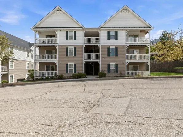 1125 Arbor Creek Dr APT 2B, Saint Louis, MO 63122