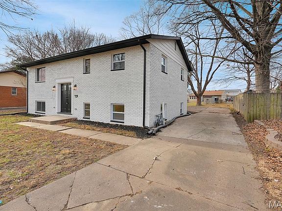 4th image of 3124 Yale Dr