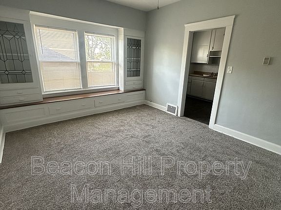 2nd image of 3585 E 129th St