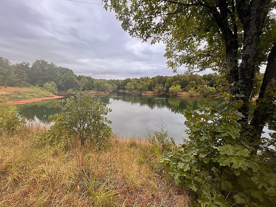 2nd image of 5200 Pottawatomie Rd