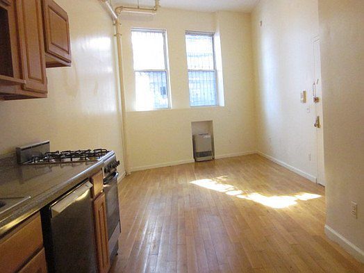 1st image of 635 Bushwick Ave APT 3R