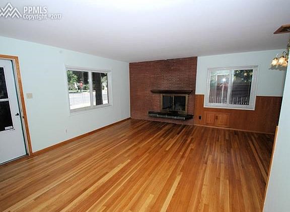 5th image of 1527 E Jackson St
