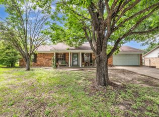 7113 Oxford Dr, Woodway, TX 76712