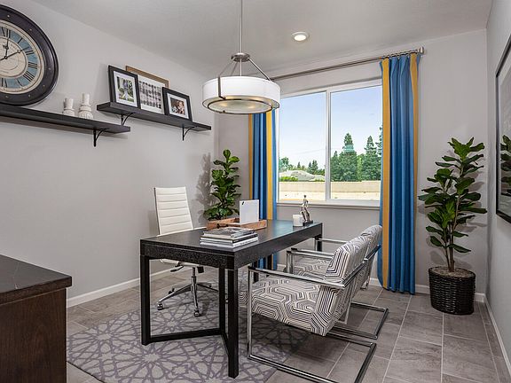 3rd image of 3411 E Harter Avenue