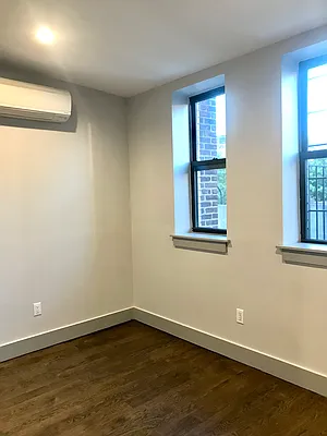 Rented by Nooklyn NYC LLC | media 30
