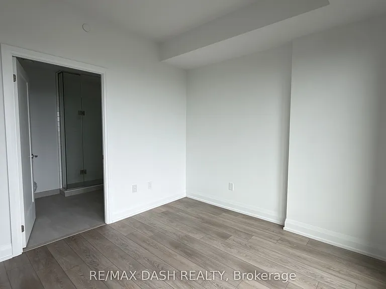20 Soudan Ave #3603 — Photo 19
