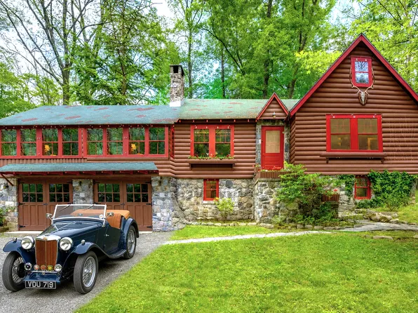 77 Lake Dr, Cold Spring, NY 10516