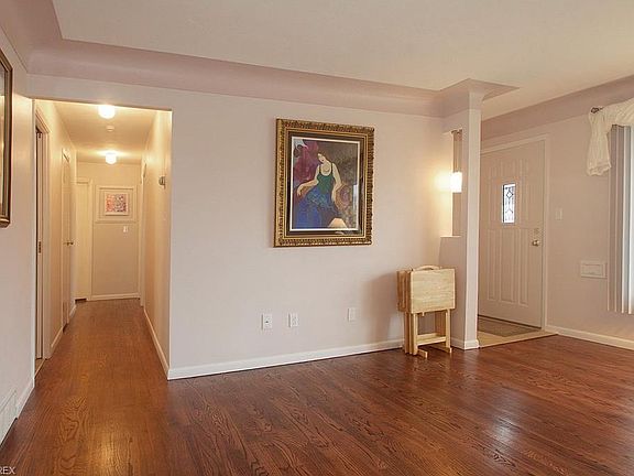 4th image of 4103 Apple Creek Dr