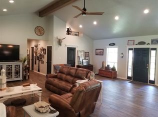 116 Bear Creek Dr, Pineland, TX 75968