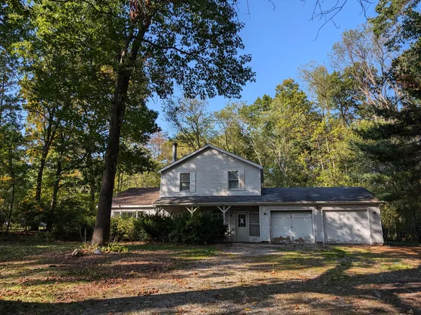 25590 Redfield St, Edwardsburg, MI 49112
