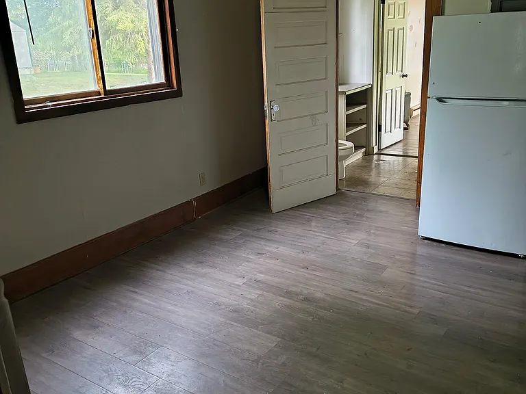 221 Clay St #2 — Photo 3