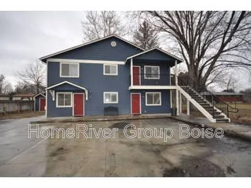 2296 W Kootenai St #101 Photo 1
