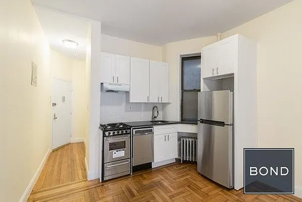 Rented by Bond New York | media 1